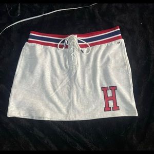 BNWT tommy hilfiger drawstring skirt!!